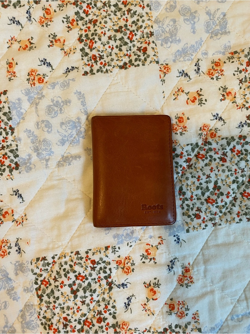 Roots Leather Wallet in Chestnut Brown